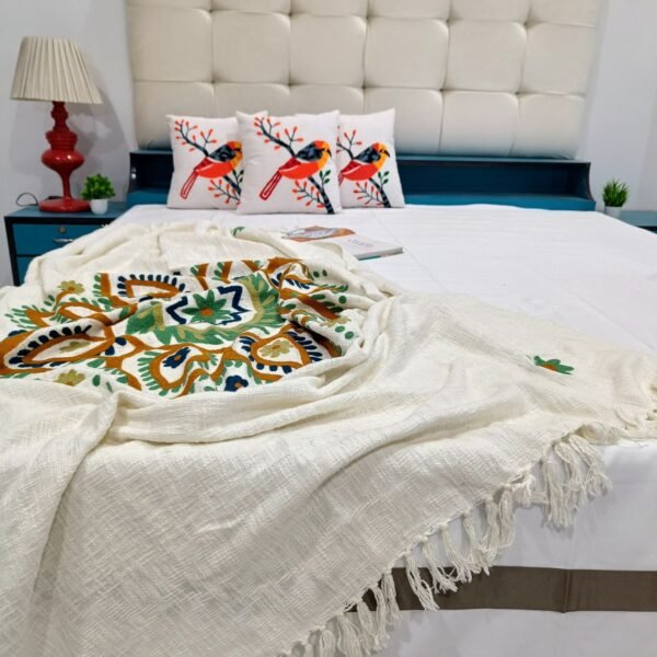 Hand Embroidered Suzani Throws Blankets for Bedding